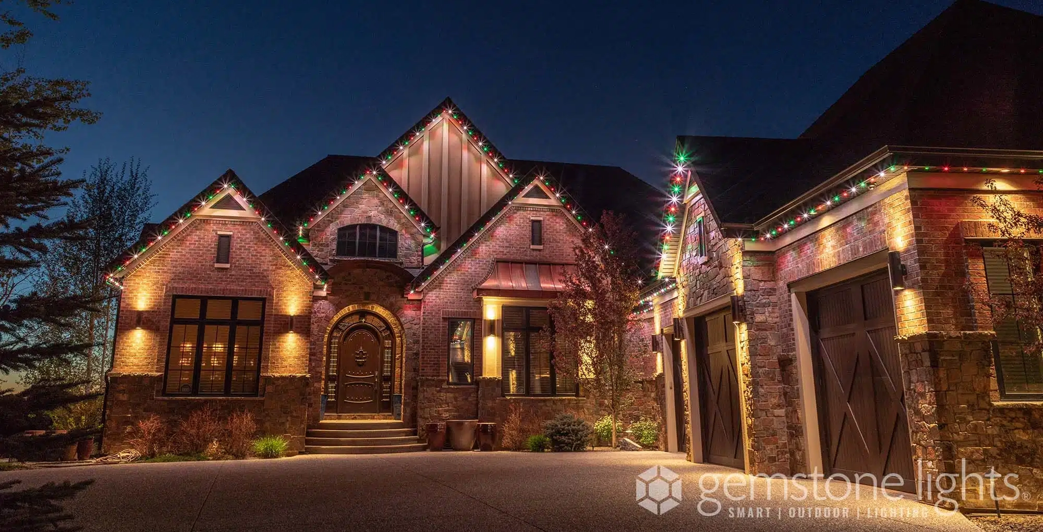 gemstoneChristmasLG A house decorated with GemStone permanent lights as Christmas lights.